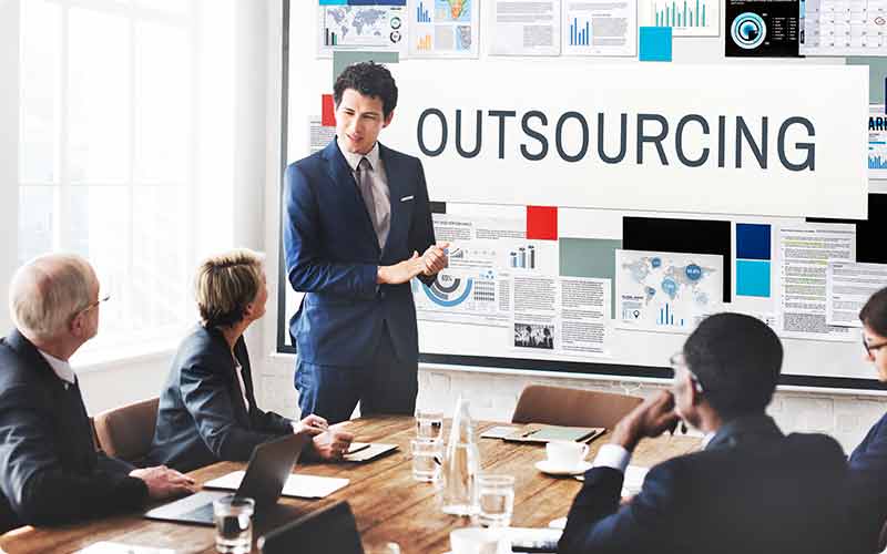Benefits of Project Outsourcing with Riseup Labs